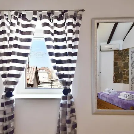 شقة Marigold Stone House *