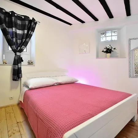 Marigold Stone House Lejlighed