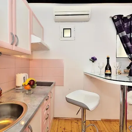 Apartamento Marigold Stone House *